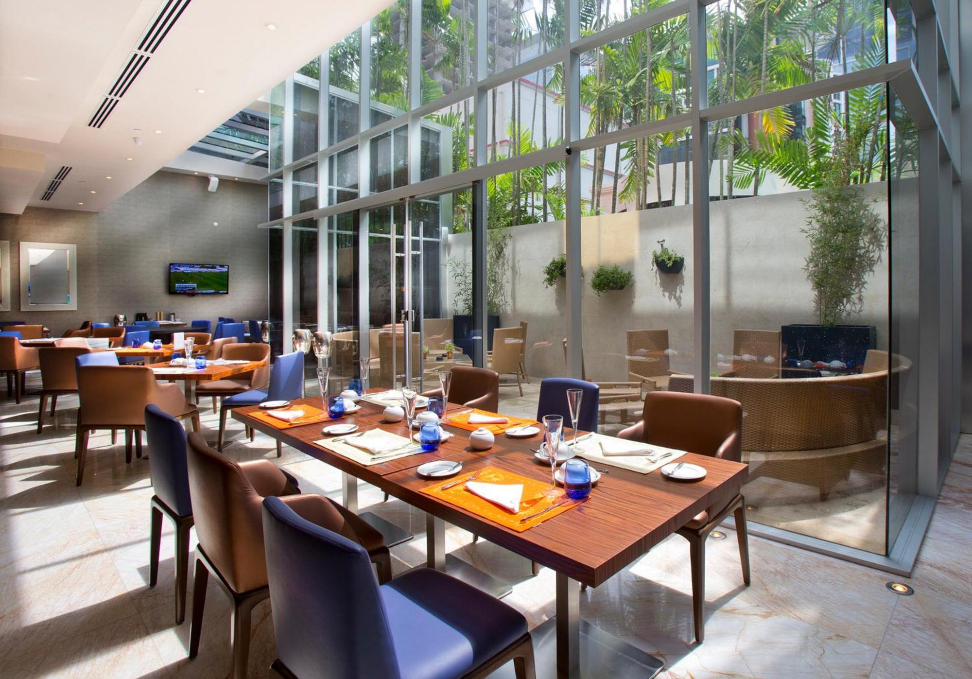 Global 5* Panama City